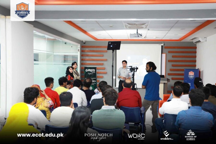 Enablers CEO Saqib Azhar addressing ECOT's students