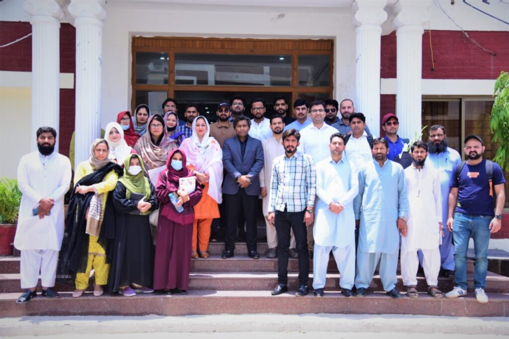 Department of Politics & IR conducts seminar on “Speaking with Impact”